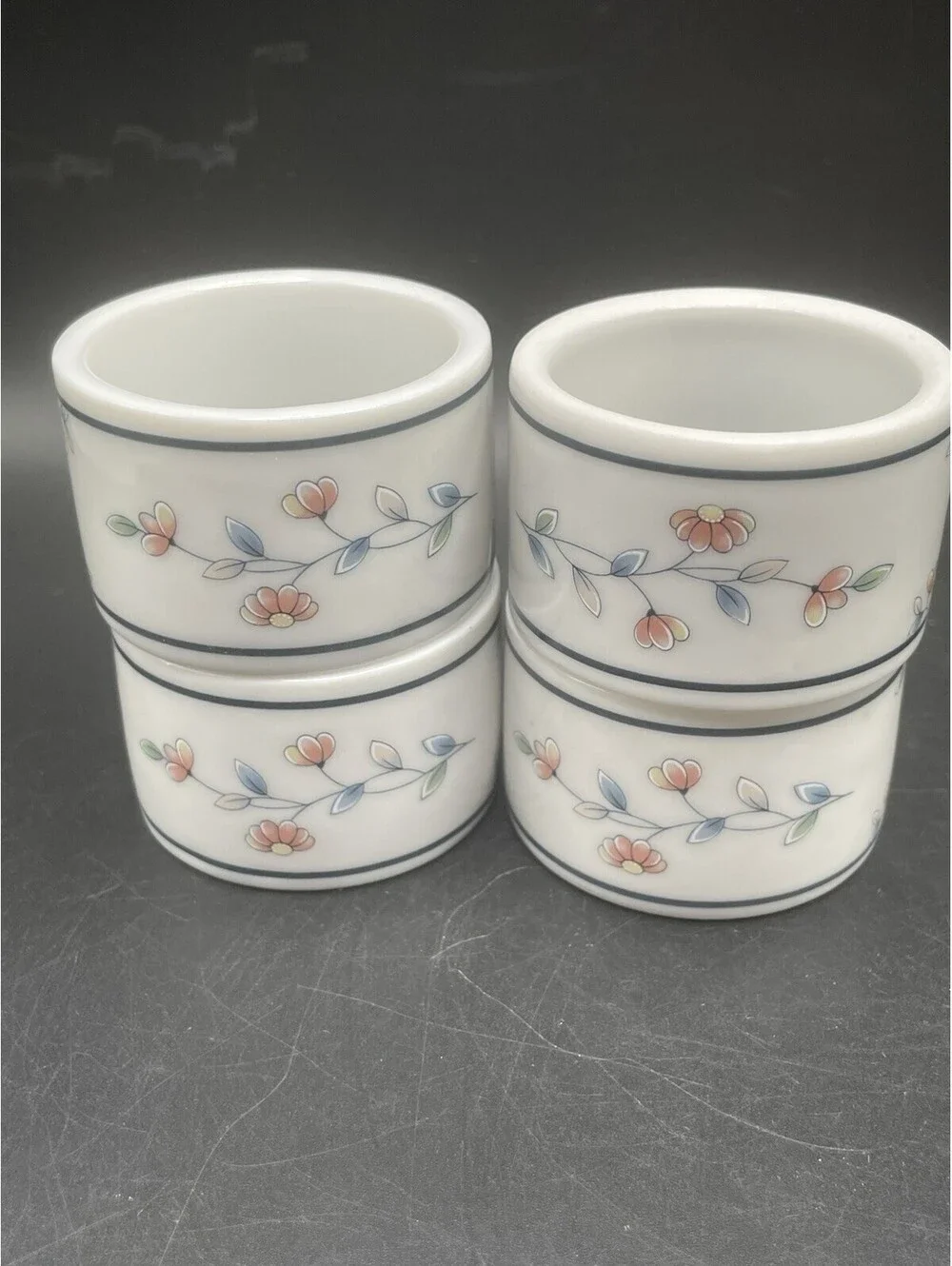 Vtg Princess House Heritage Blossom Group of 4 Napkin Rings Made In Japan